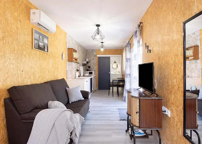 Latas Del Almendro 1 *